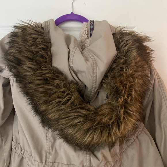 Hollister Coat Size Medium - Picture 5 of 6